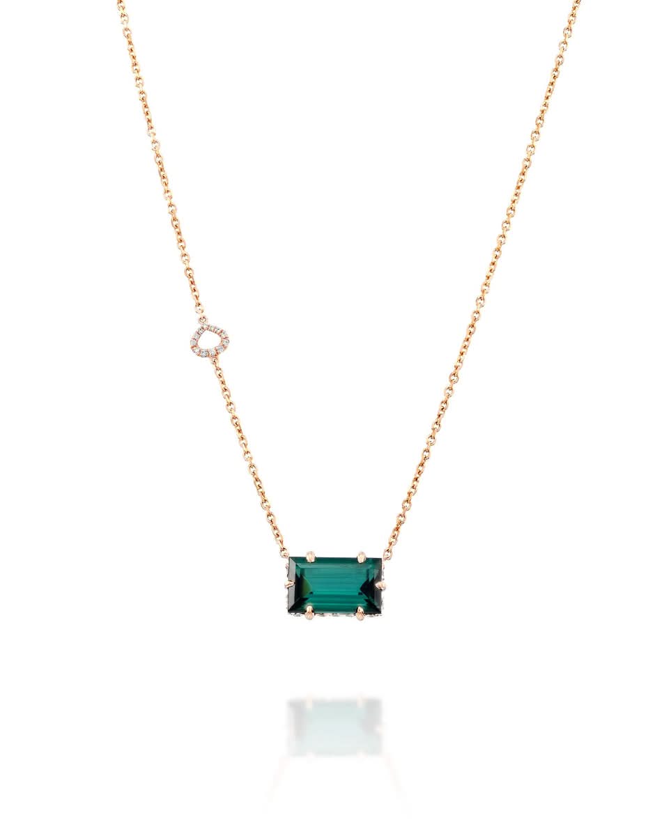 color: Rose Gold