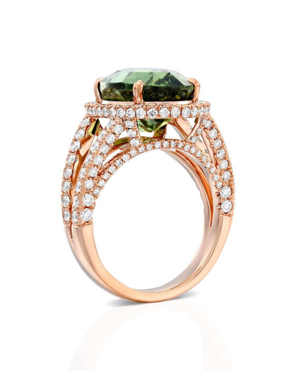 color: Rose Gold