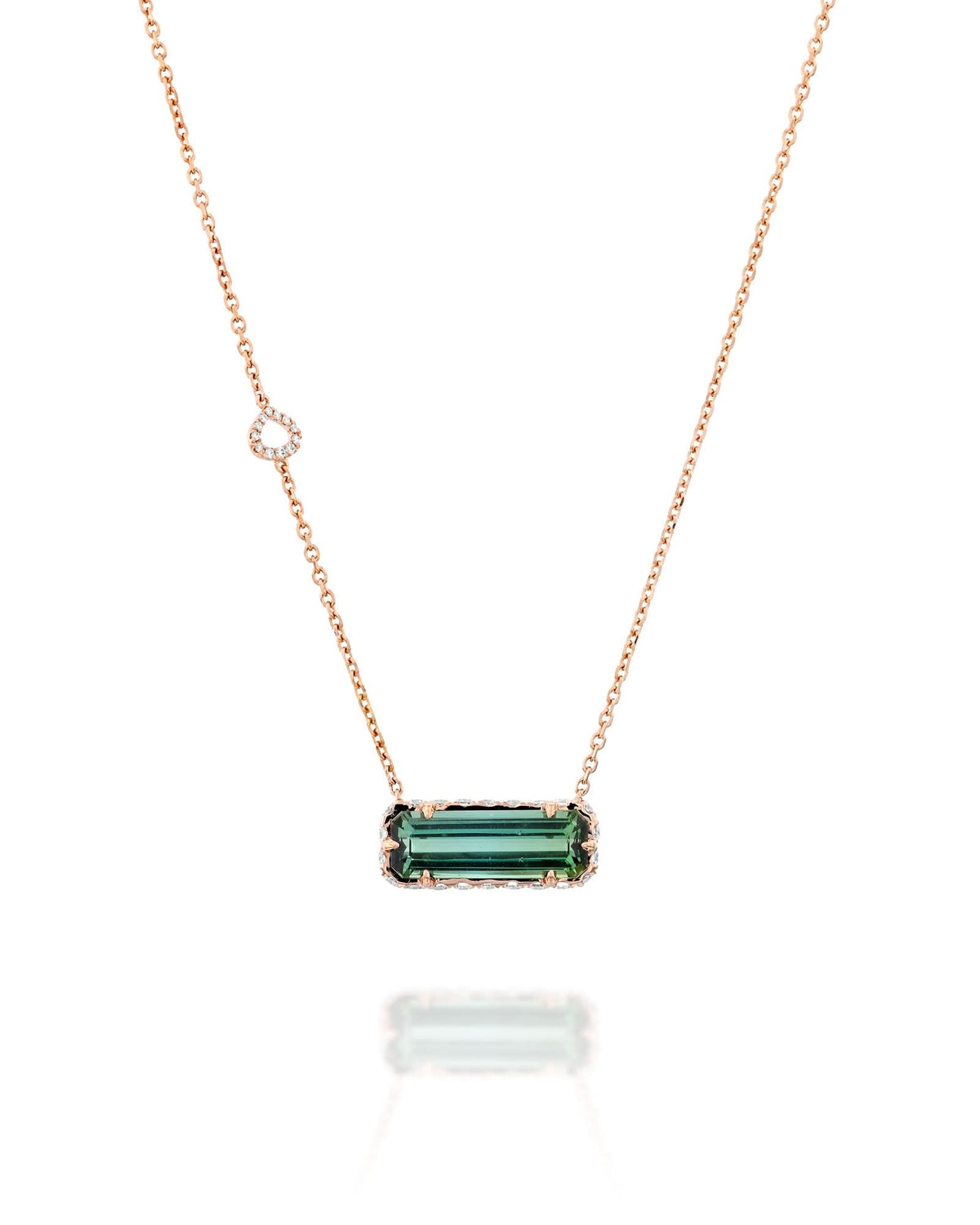 color: Rose Gold