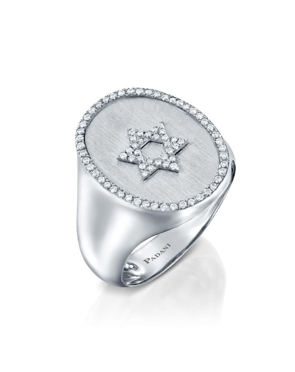 color: White Gold