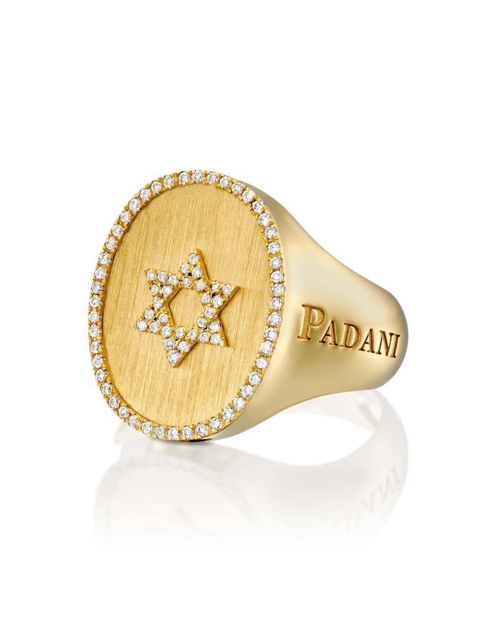 color: Yellow Gold