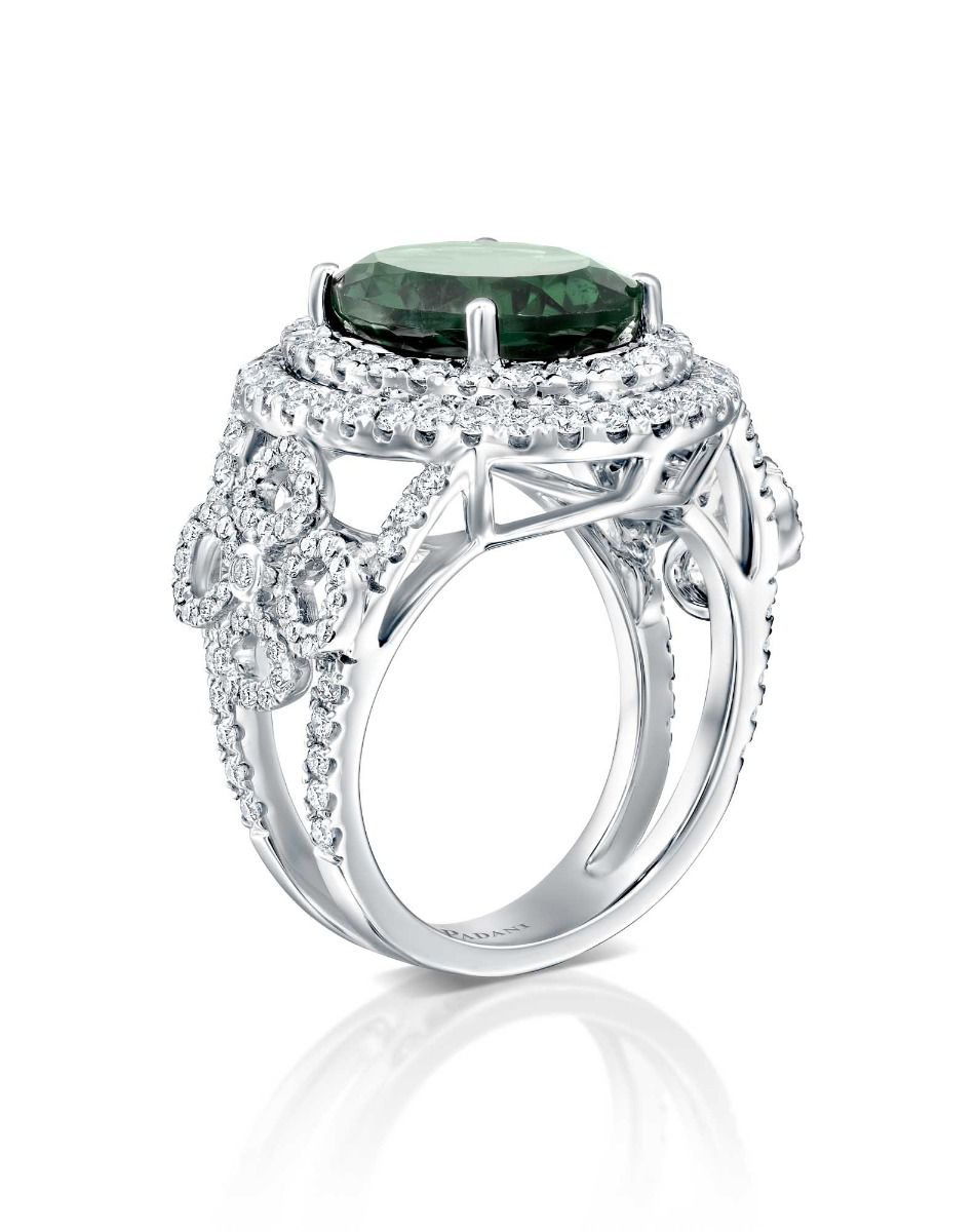 color: White Gold
