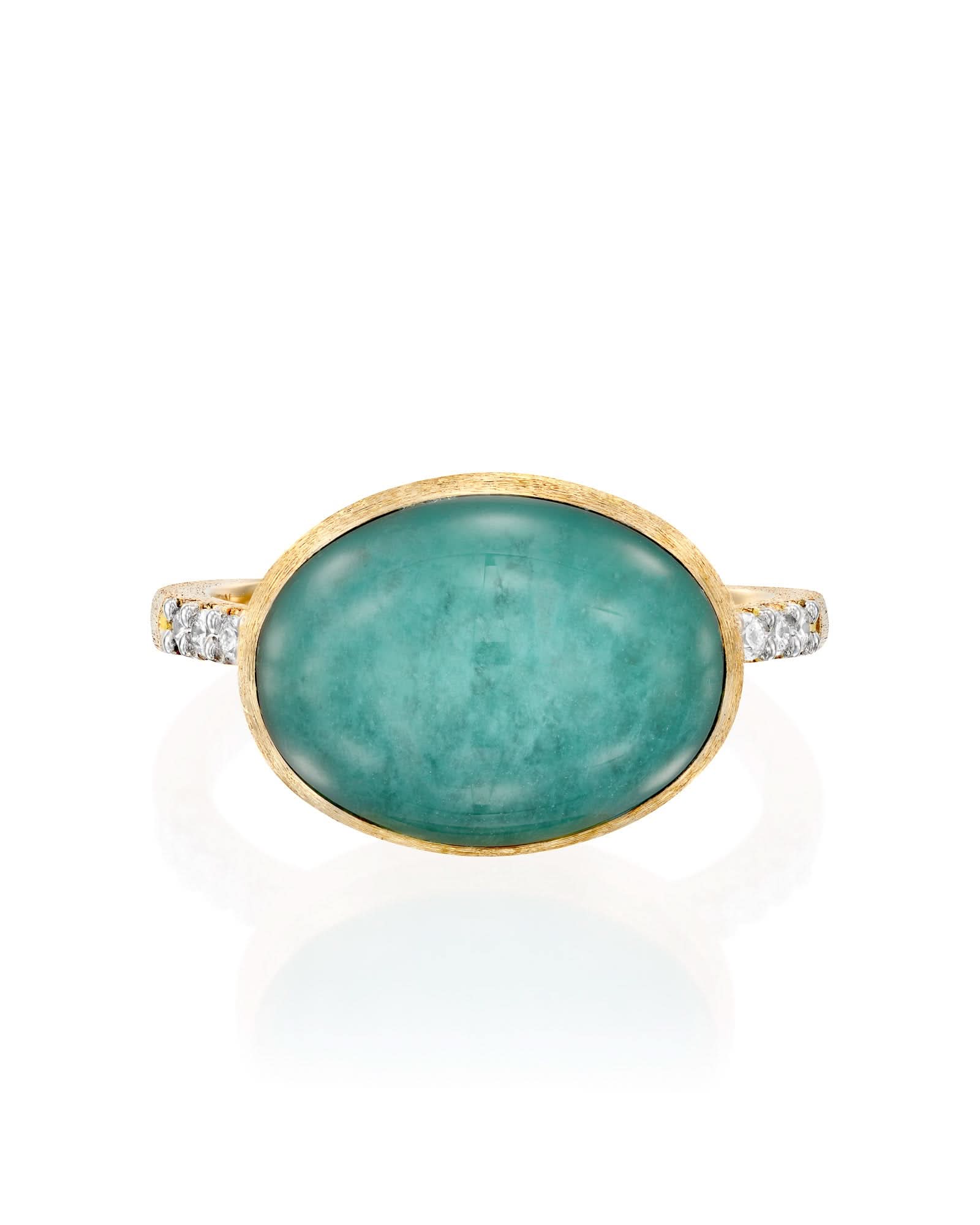 color: Yellow Gold