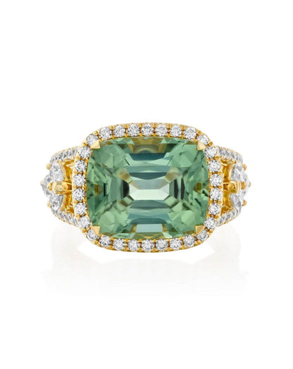 color: Yellow Gold
