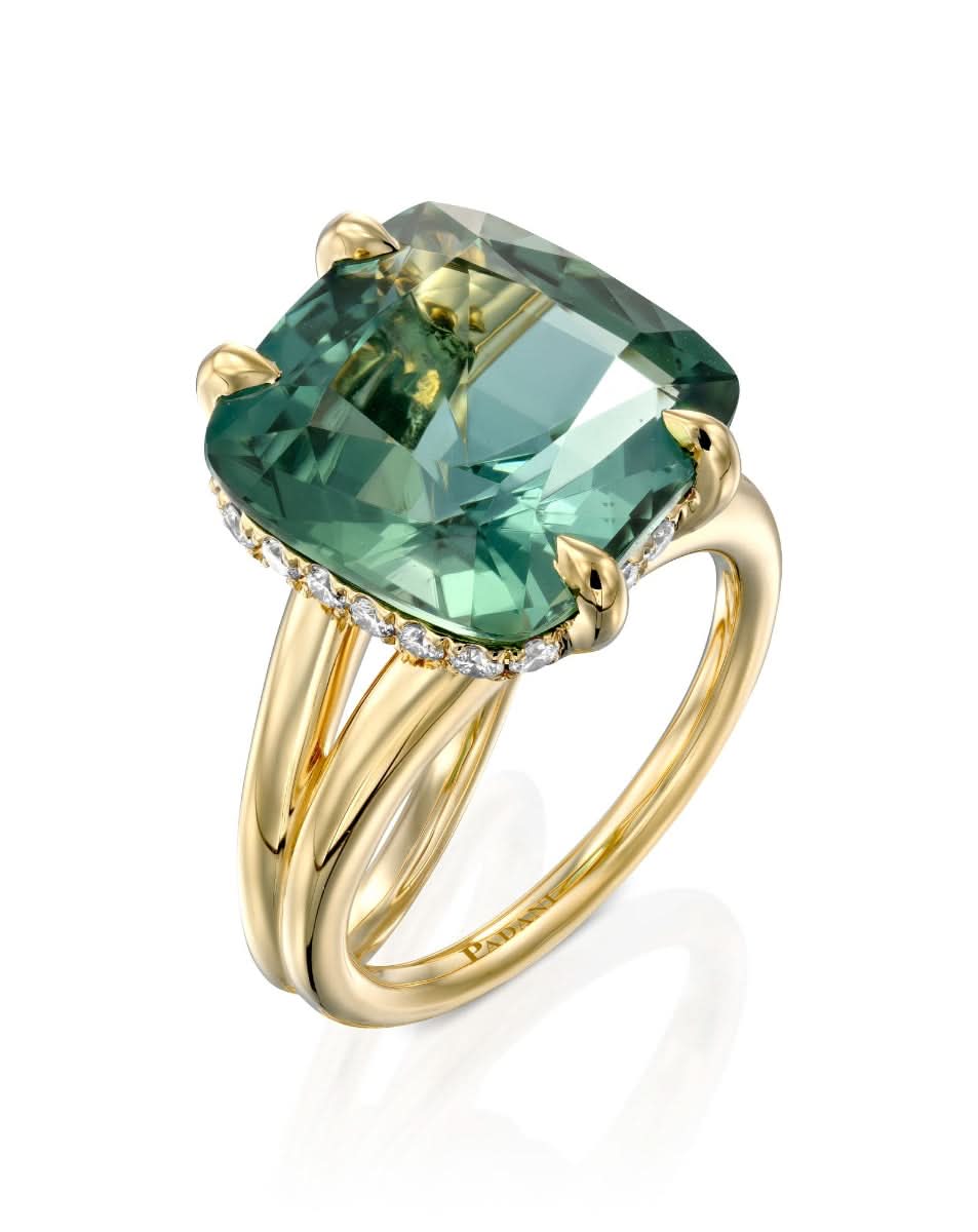 color: Yellow Gold