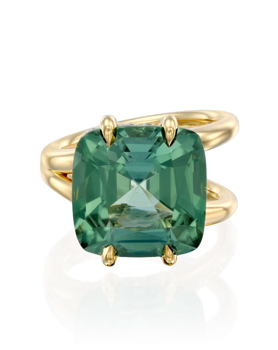 color: Yellow Gold