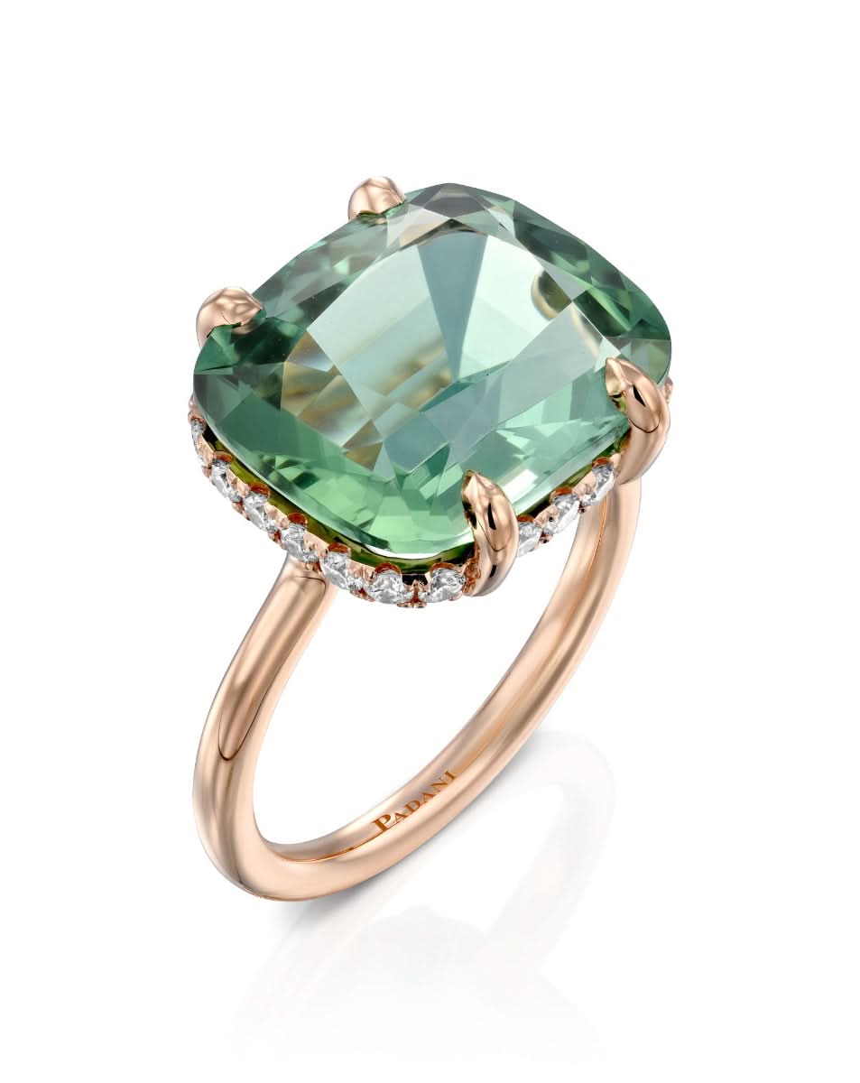color: Rose Gold