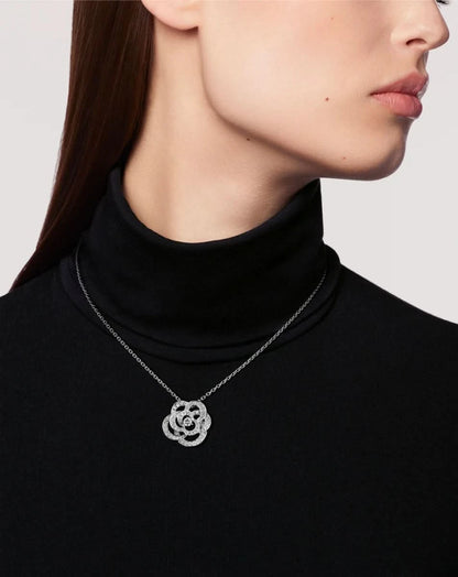 color: White Gold
