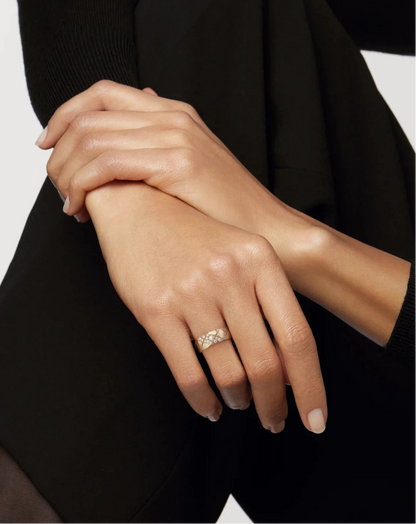color: Beige Gold