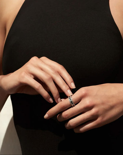 color: White Gold