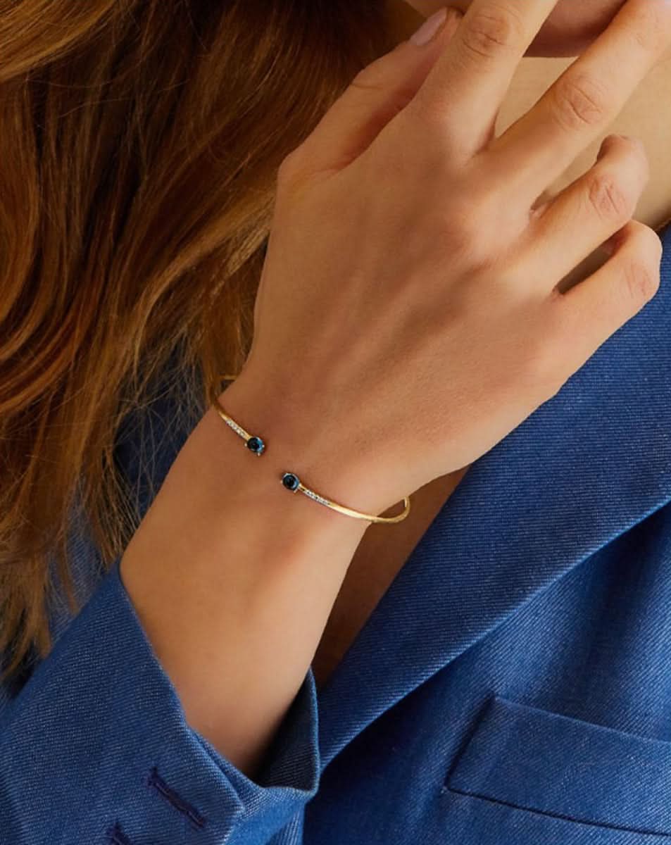 color: Yellow Gold