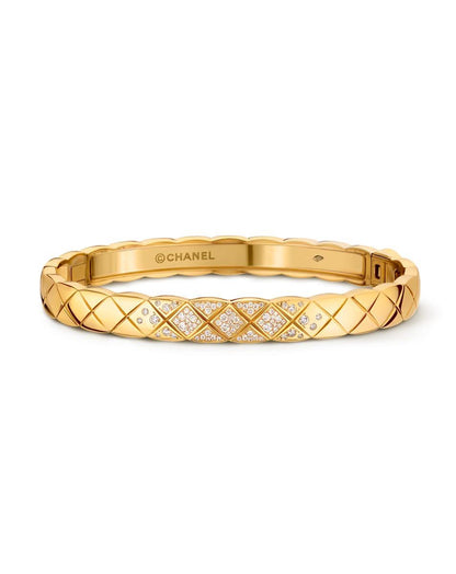 color: Yellow Gold