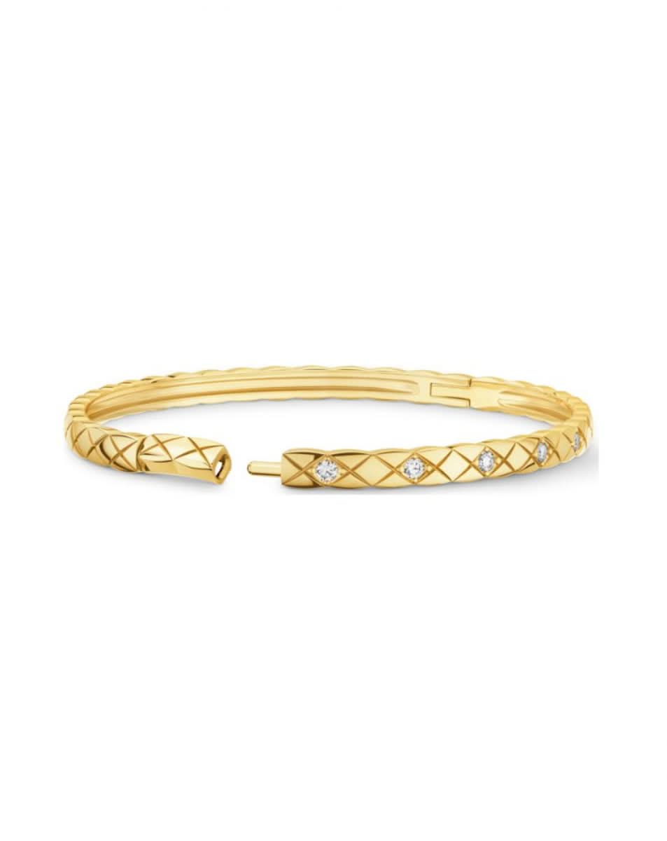 color: Yellow Gold