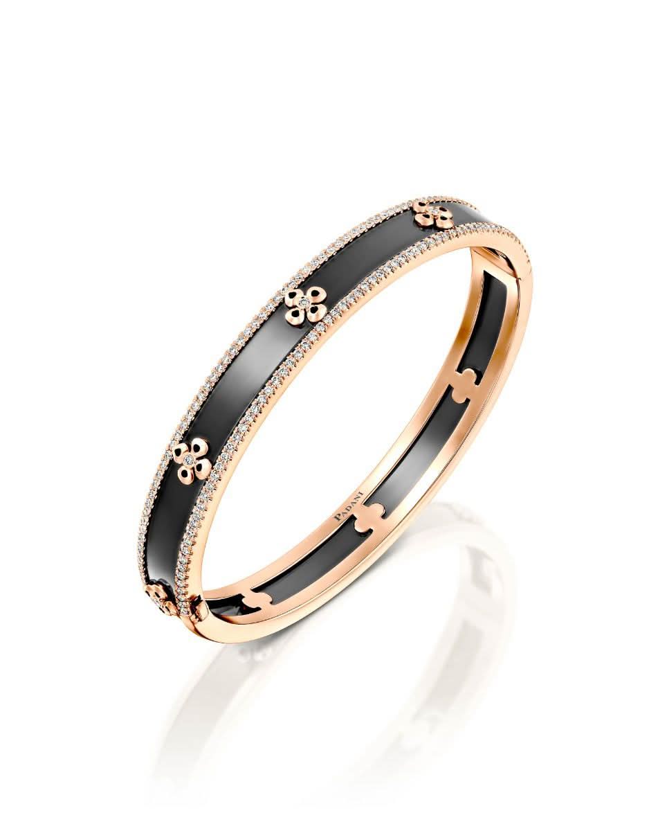 color: Rose Gold