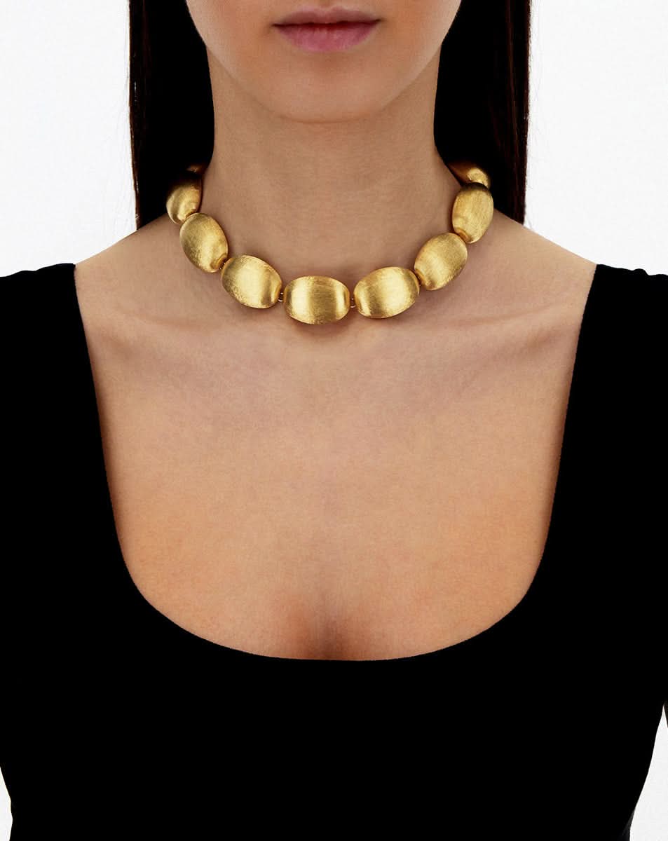 color: Yellow Gold