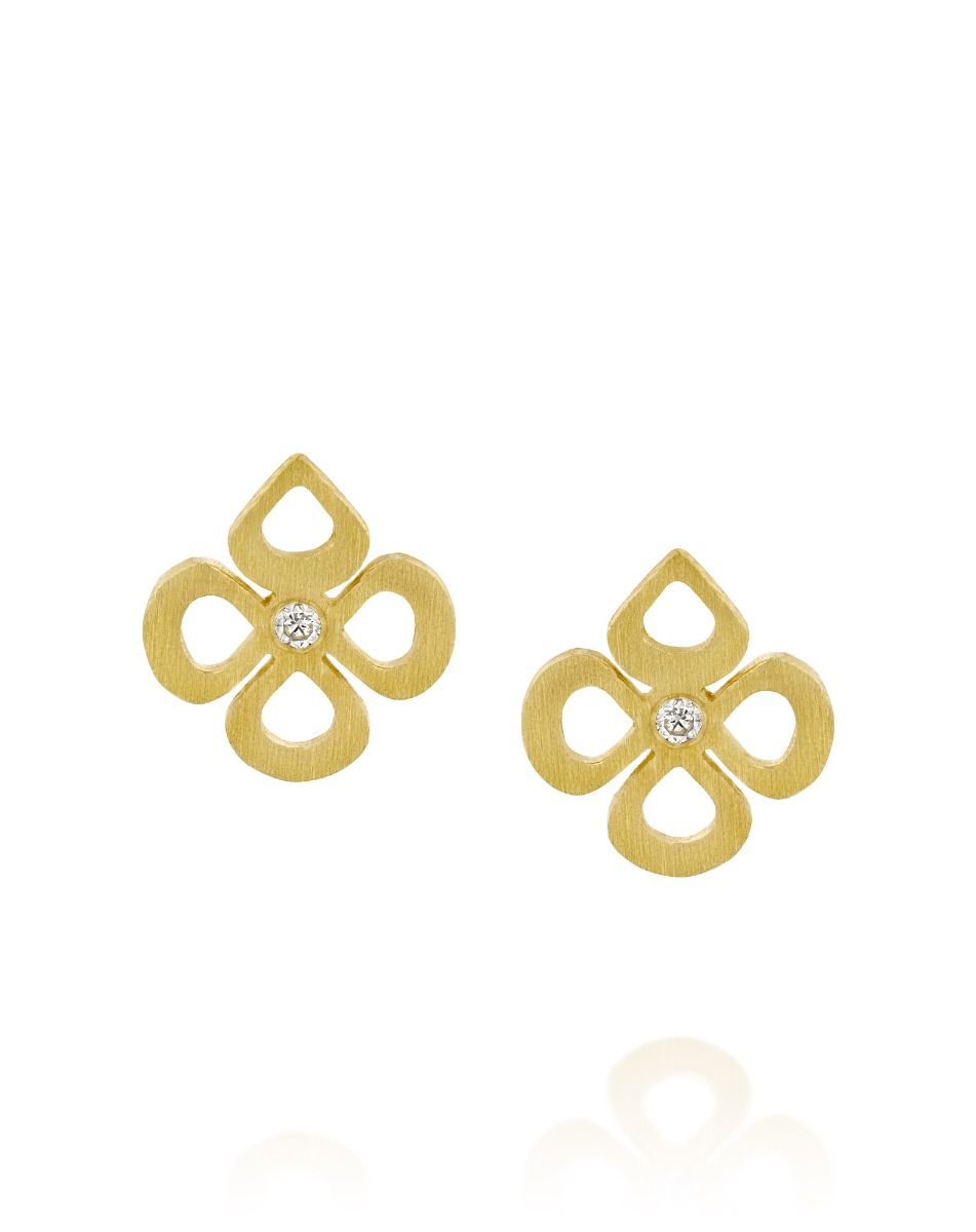 color: Yellow Gold