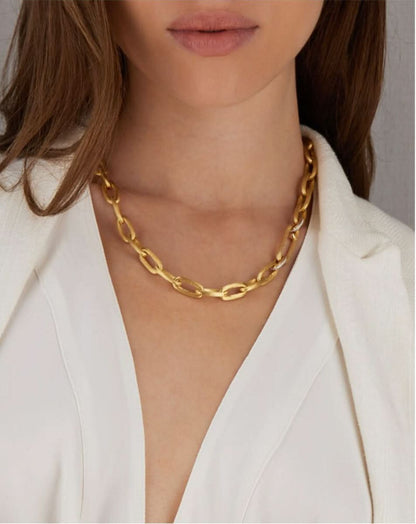 color: Yellow Gold