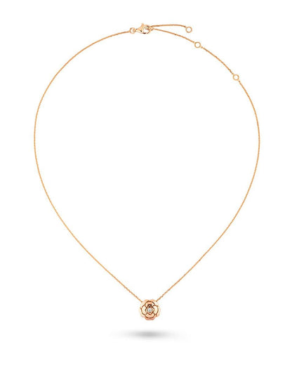 color: Rose Gold