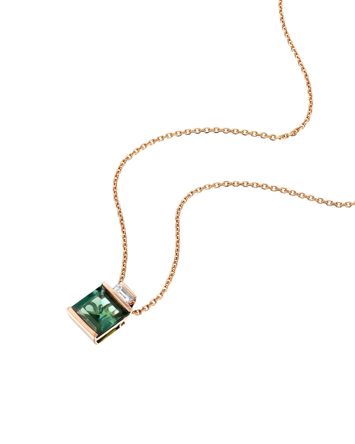 color: Rose Gold