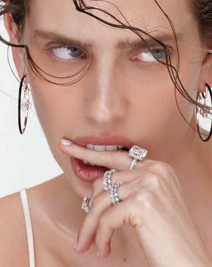color: White Gold
