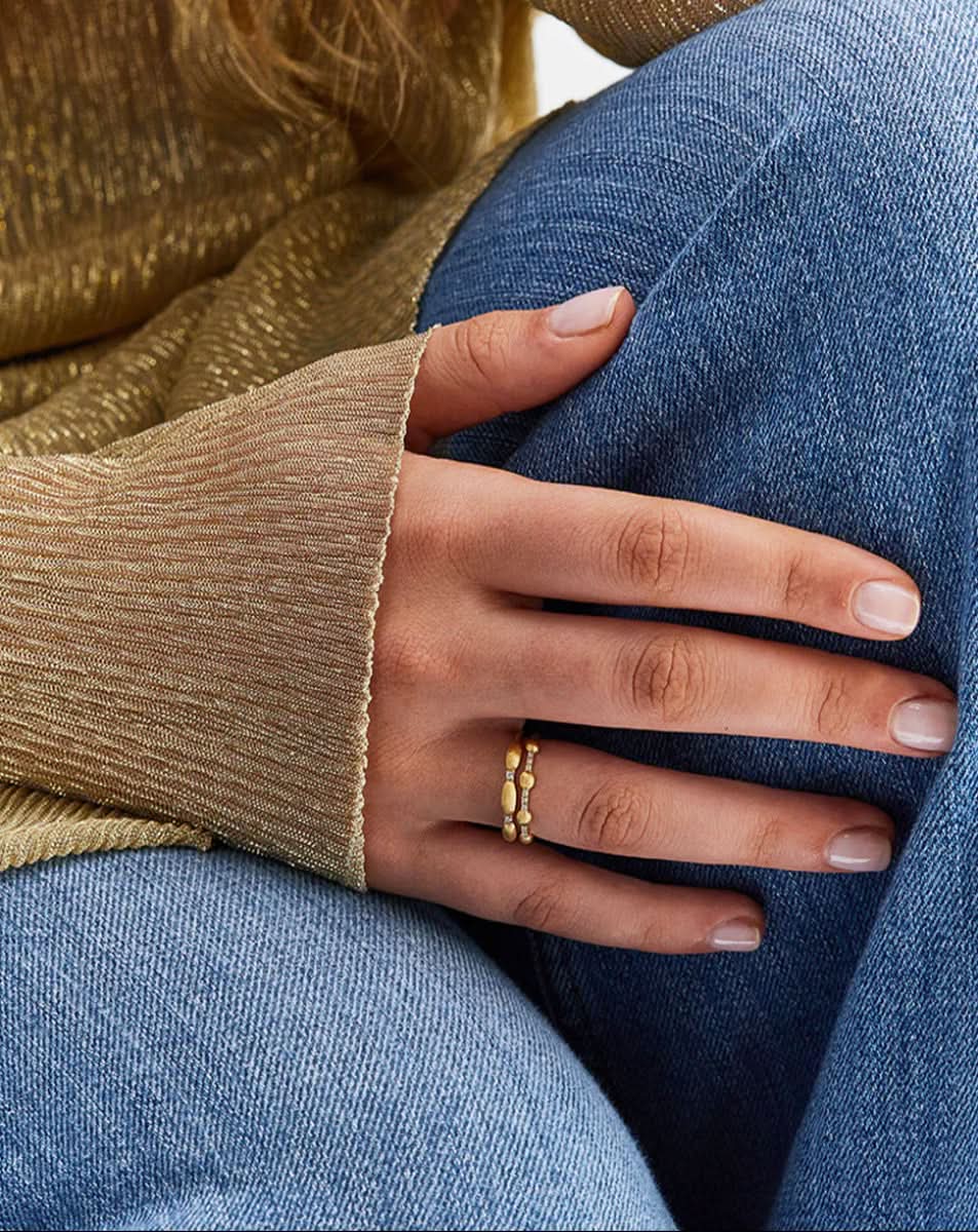 color: Yellow Gold