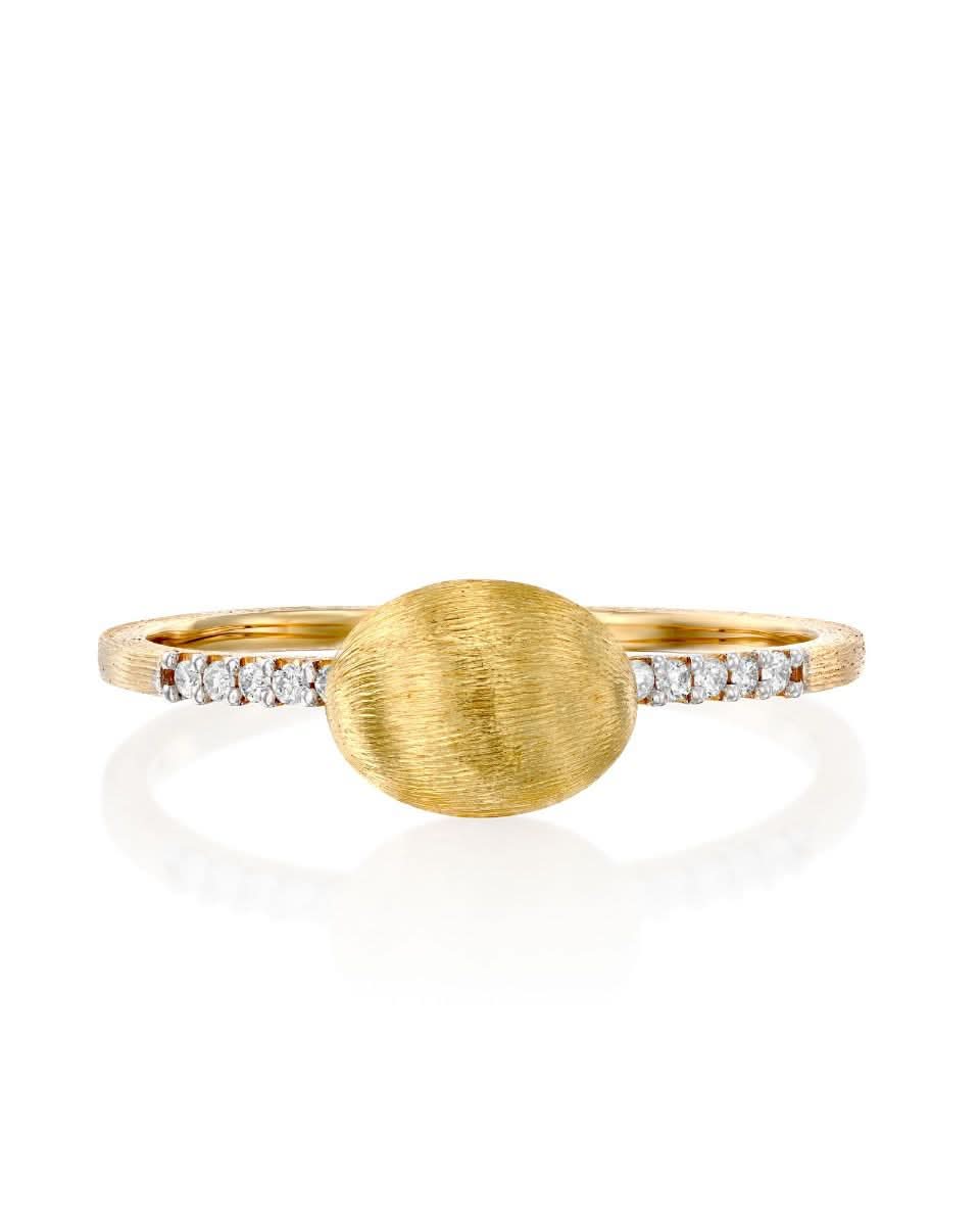 color: Yellow Gold
