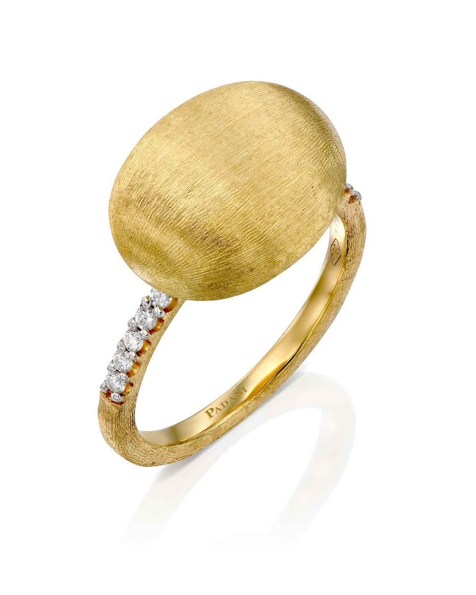 color: Yellow Gold