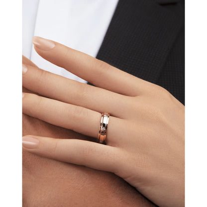 color: Rose Gold