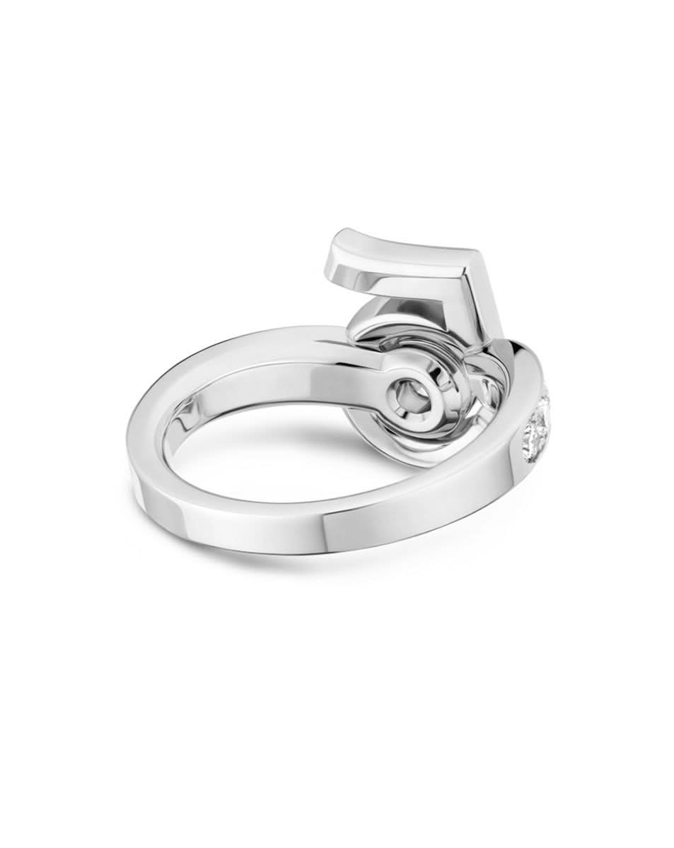 color: White Gold