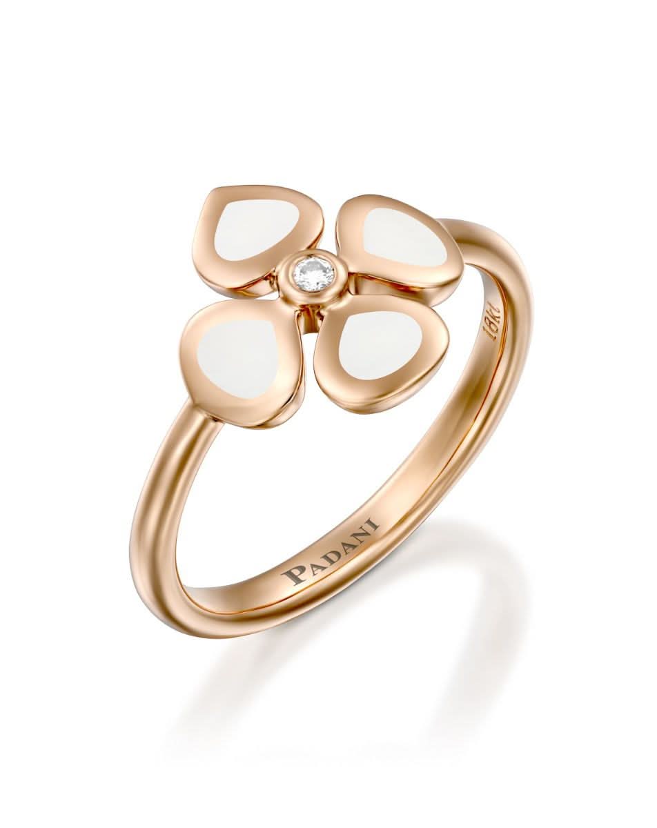 color: Rose Gold