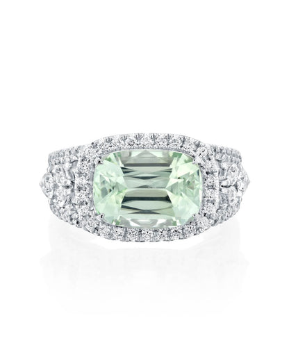 color: White Gold