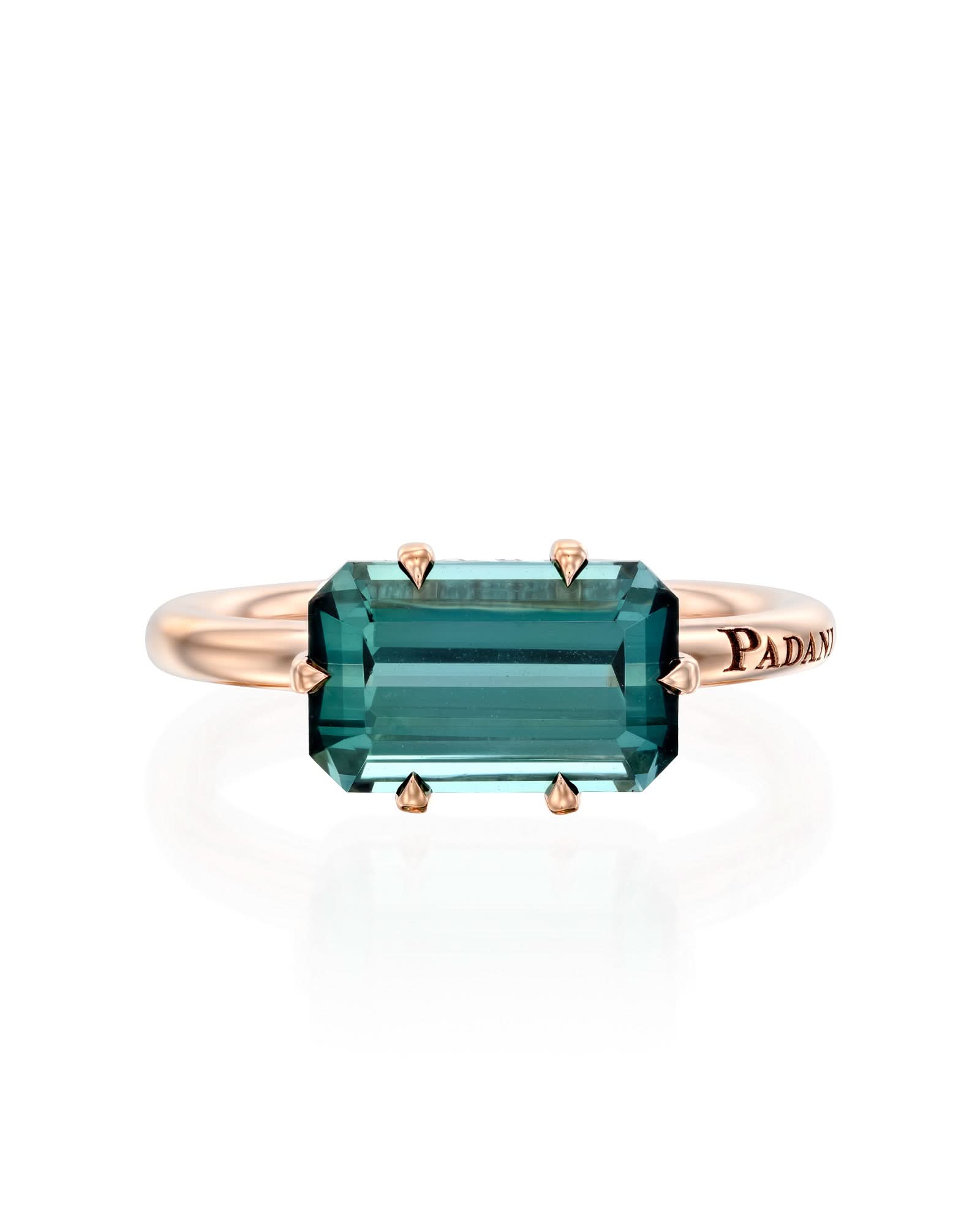 color: Rose Gold