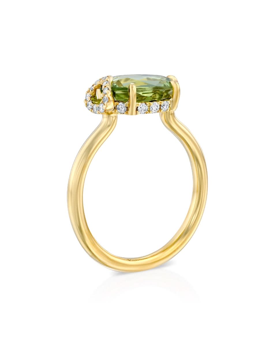 color: Yellow Gold