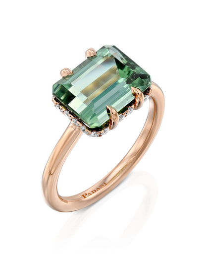 color: Rose Gold