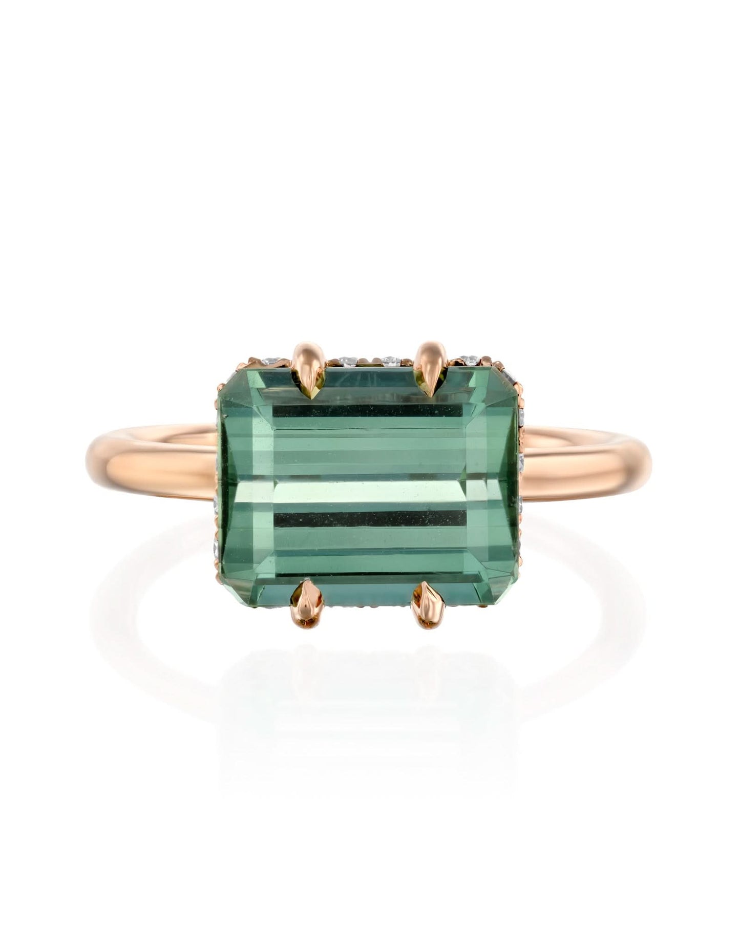 color: Rose Gold