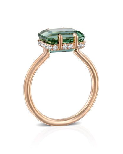 color: Rose Gold