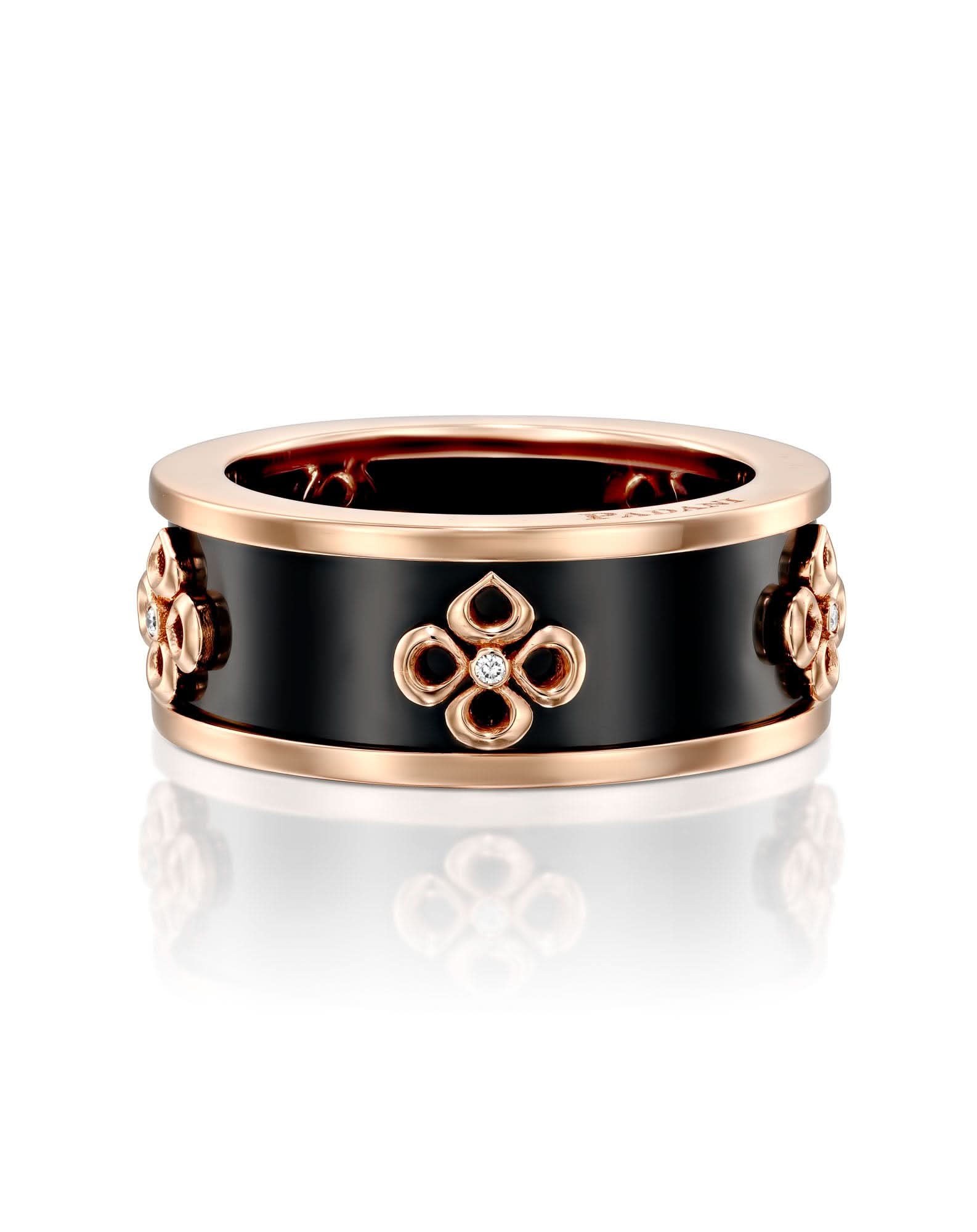 color: Rose Gold