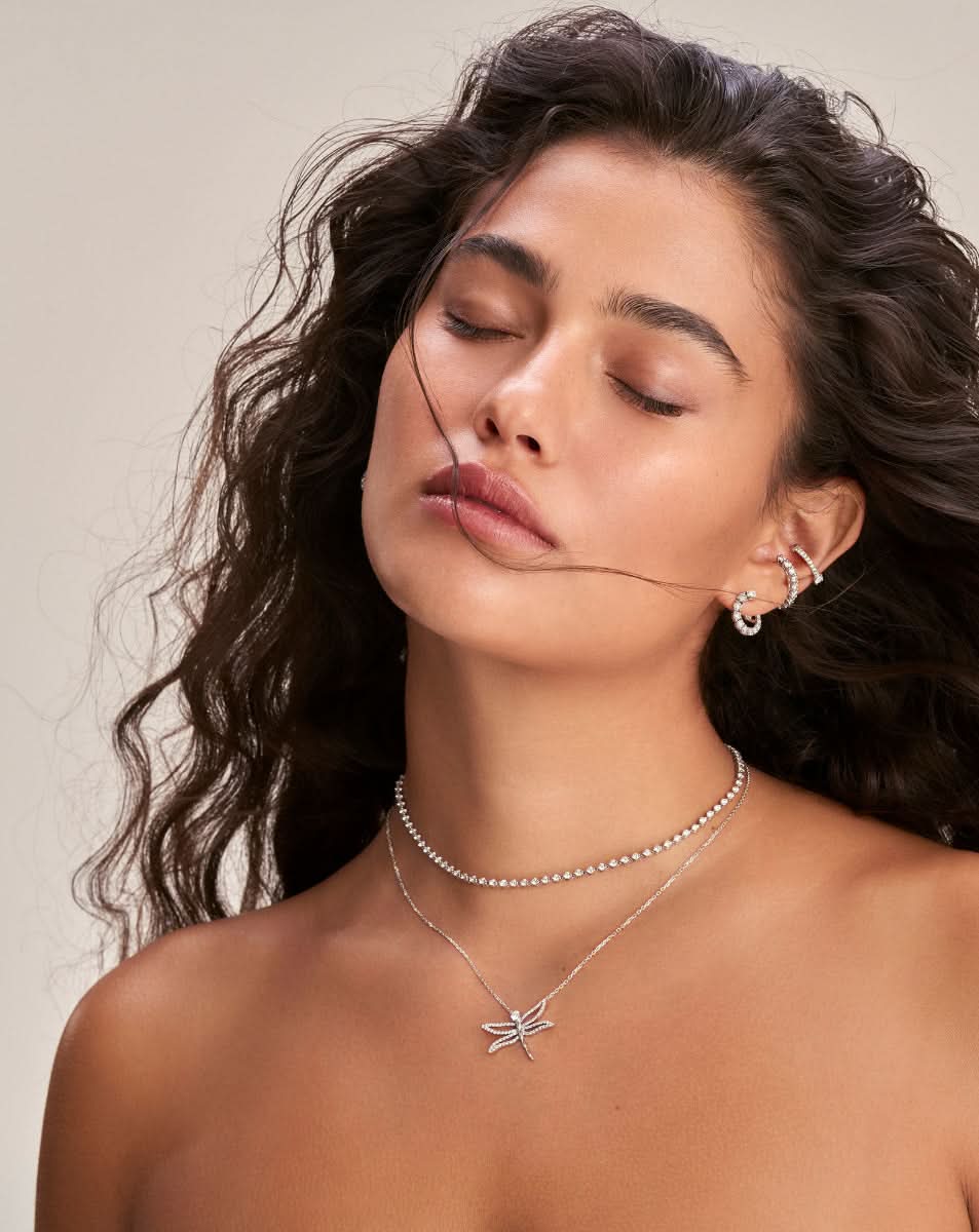 color: White Gold