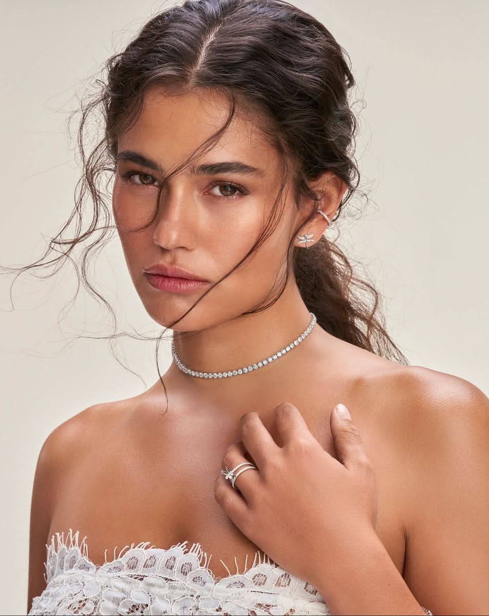 color: White Gold