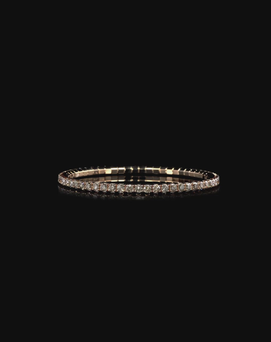 color: Rose Gold