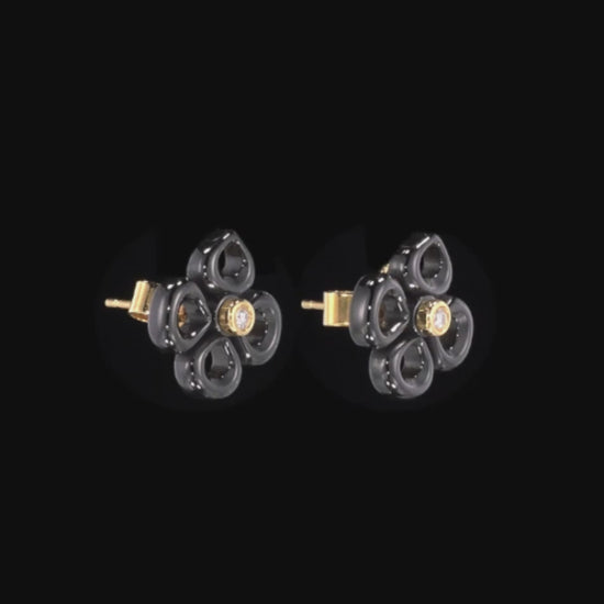 color: White Gold; color: Yellow Gold; color: Rose Gold;