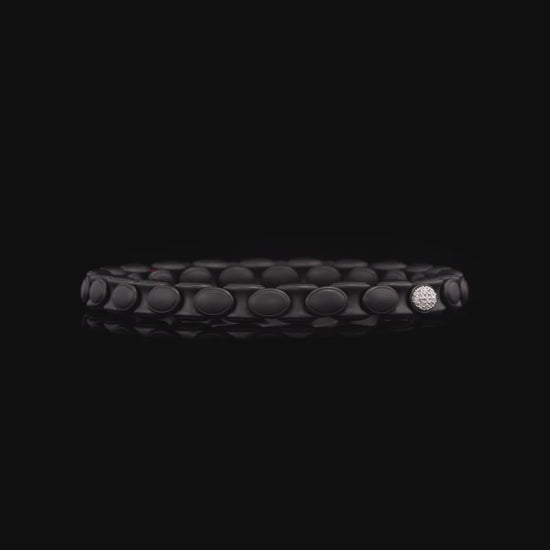 color: White Gold