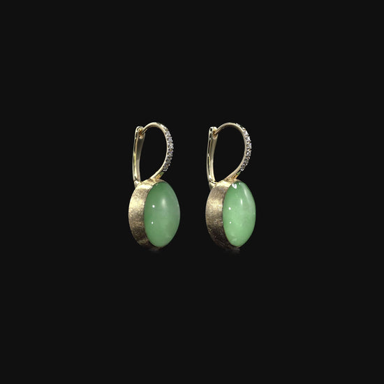 color: Yellow Gold