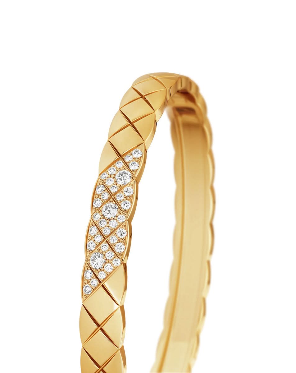 color: Yellow Gold