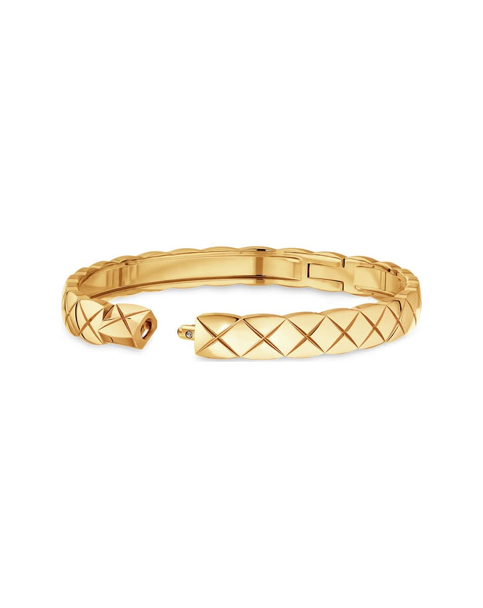 color: Yellow Gold