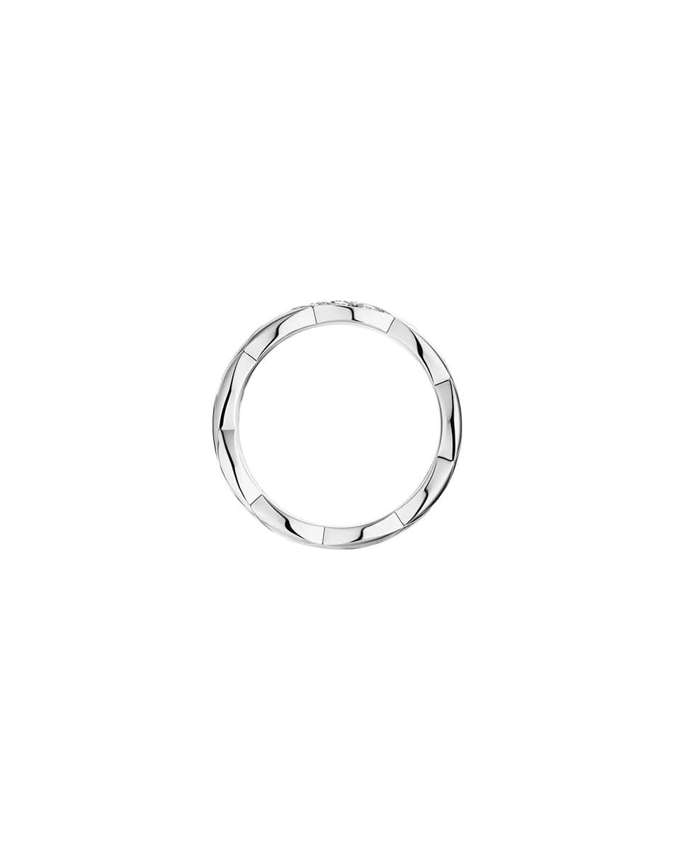 color: White Gold