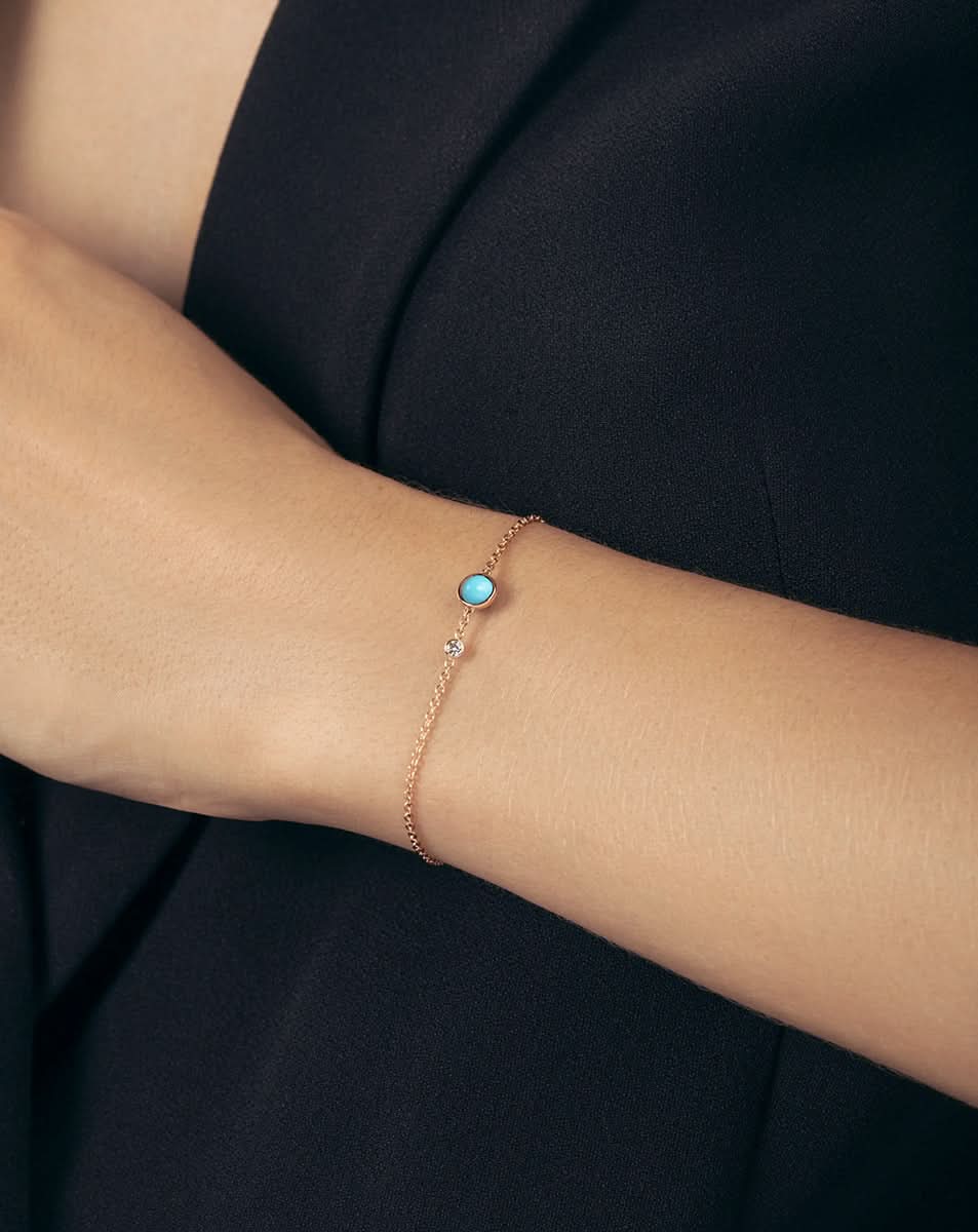color: Rose Gold
