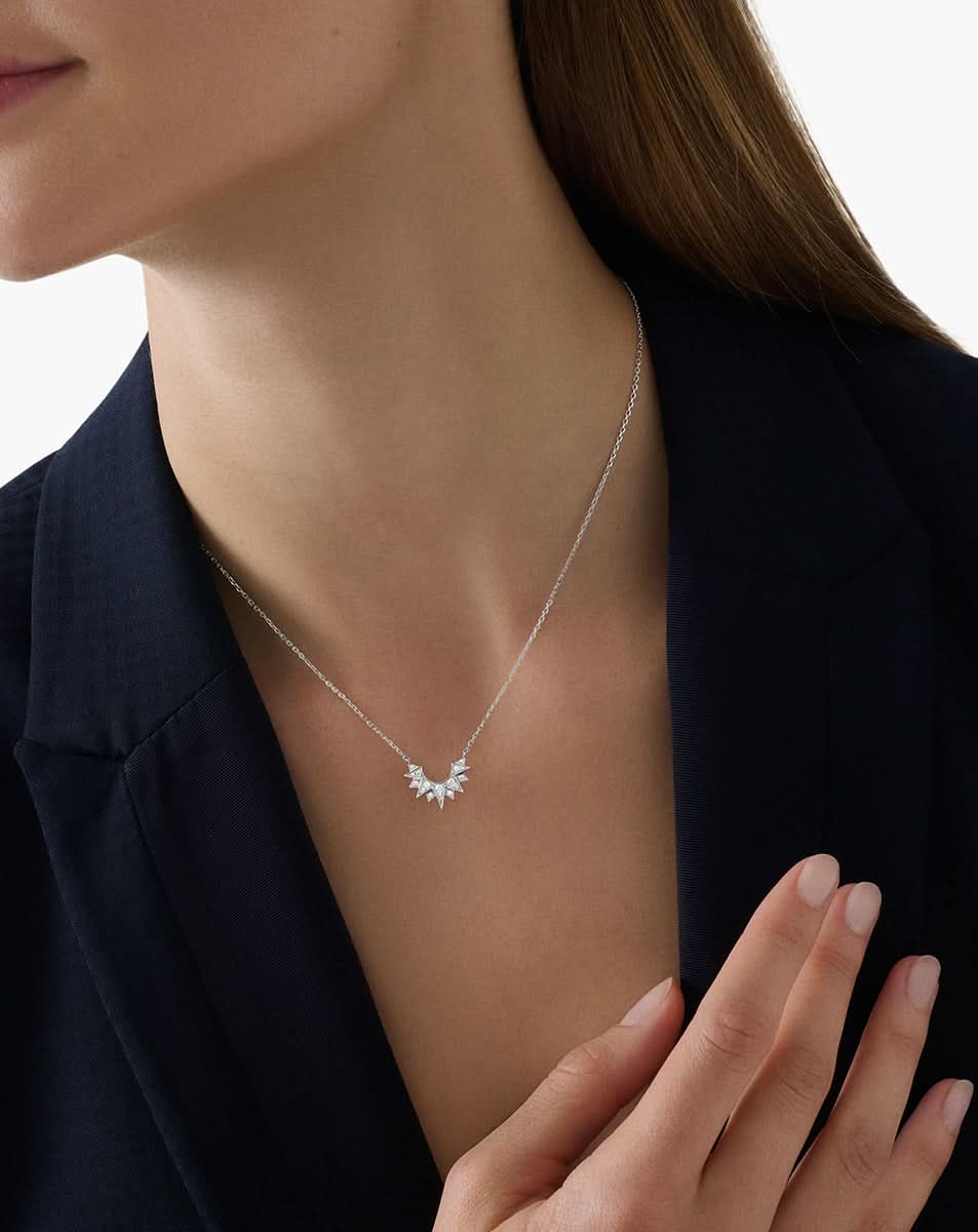 color: White Gold