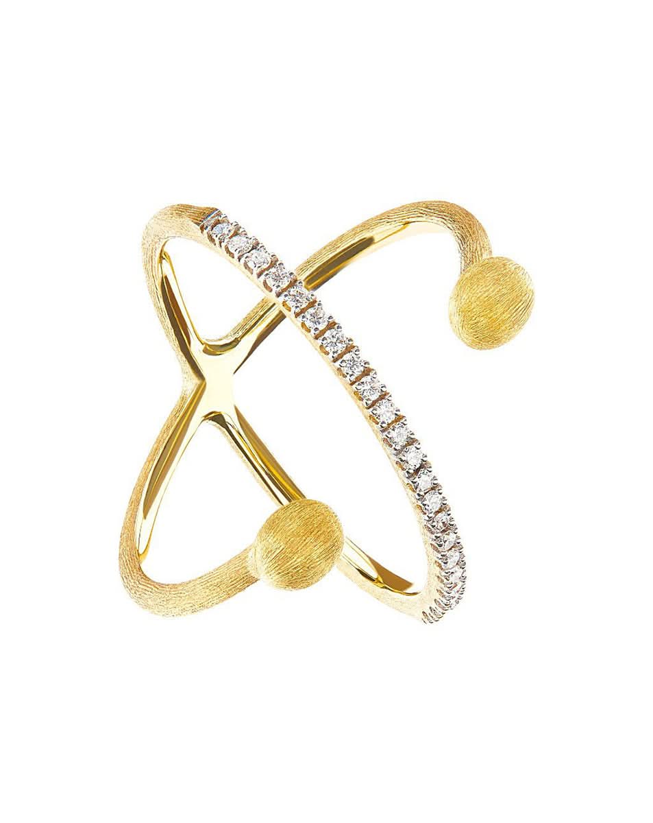 color: Yellow Gold