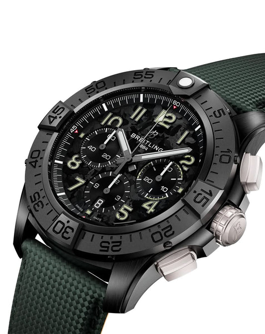 BREITLING AVENGER Watch